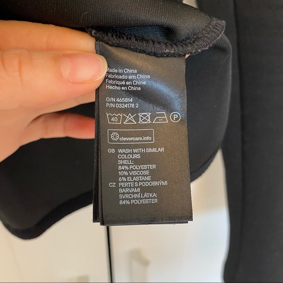 H&M Blazer - Picture 2 of 3